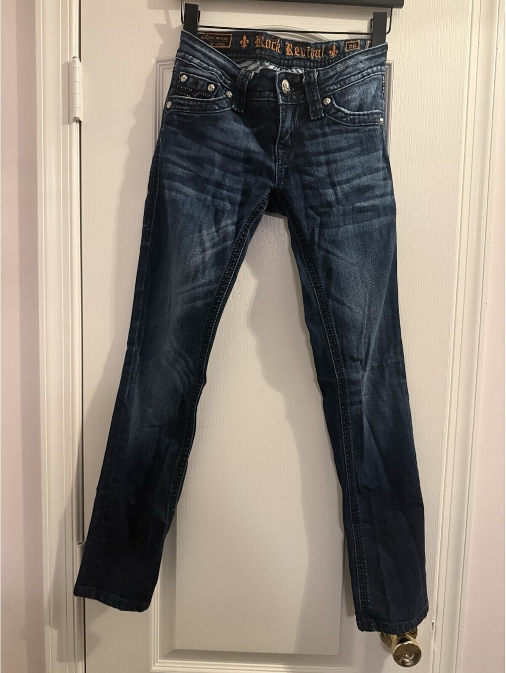 Rock Revival Darcy Dark Wash Embellished Jeans Women’s Size 26 straight leg